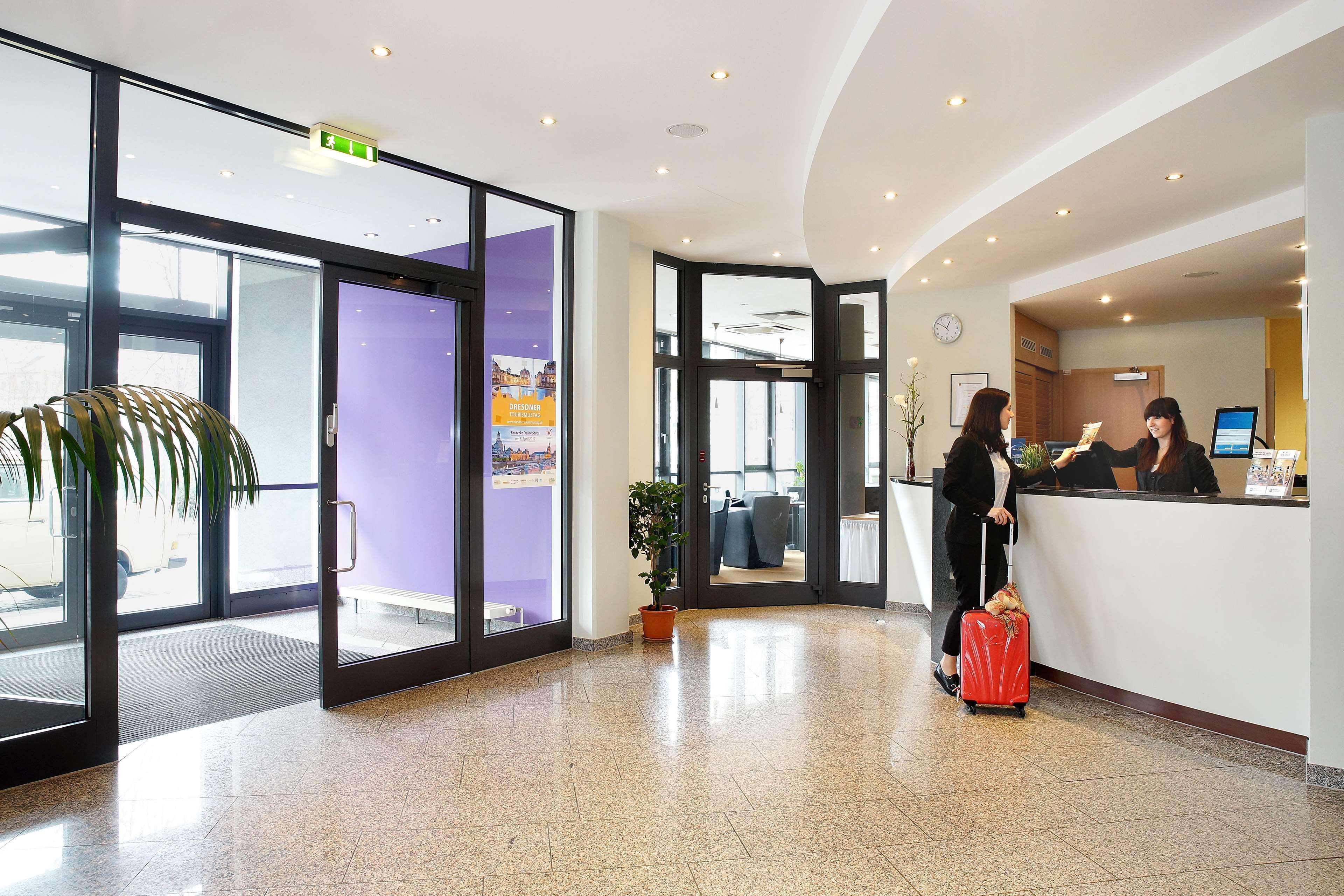 Western Macrander Hotel